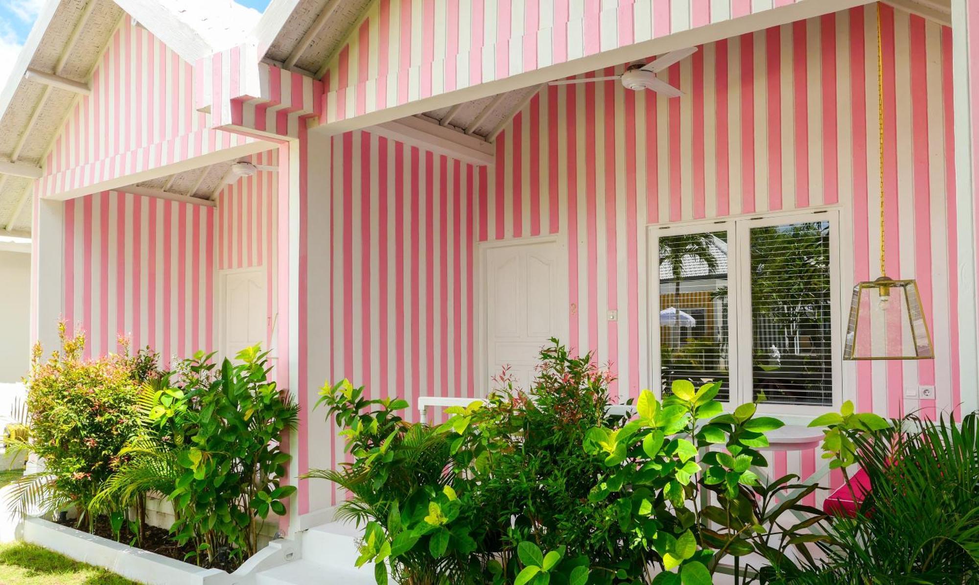 Ria Uluwatu, Tropical Chic Couette-café Uluwatu