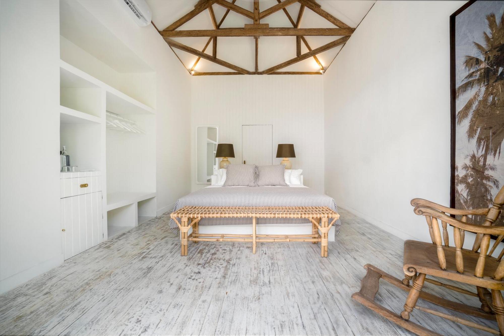 Ria Uluwatu, Tropical Chic Couette-café *